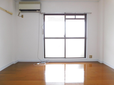 【居間・リビング】 | シャトレハイツ大元