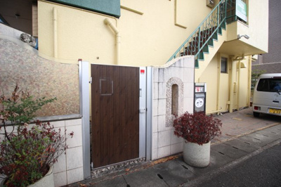 【エントランス】 | 林ビル2階北号室