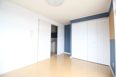 【寝室】 | レジデンス伊島B