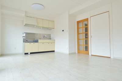 【居間・リビング】 | アベニューもも