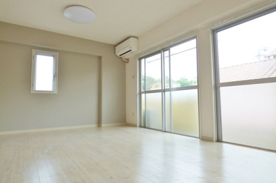 【居間・リビング】 | アベニューもも