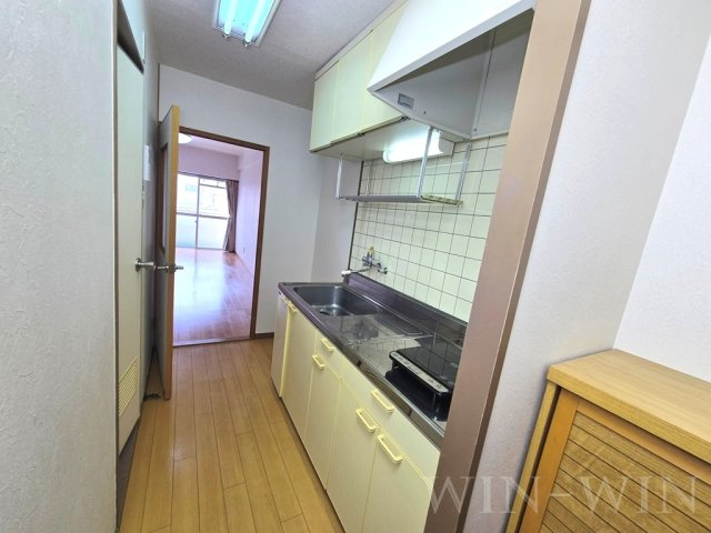 アーバンハイツ石塚のキッチン|イメージ（同建物内別部屋の写真です）