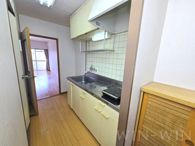 アーバンハイツ石塚のキッチン|イメージ（同建物内別部屋の写真です）