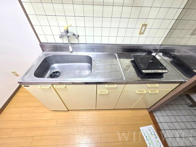 アーバンハイツ石塚のキッチン|イメージ（同建物内別部屋の写真です）