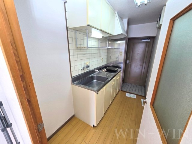 アーバンハイツ石塚のキッチン|イメージ（同建物内別部屋の写真です）