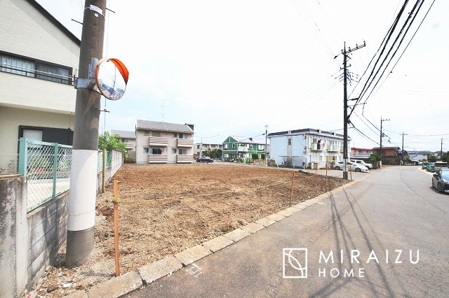 【前面道路含む現地写真】 | 平日・休日問わず、いつでもご見学が出来ます♪☆実際に見て、触れて感じる安心のお住まい探しを体験して下さい♪☆物件情報だけでなく、地域の特色などなどエリア情報もお伝え出来たら嬉しいです♪
