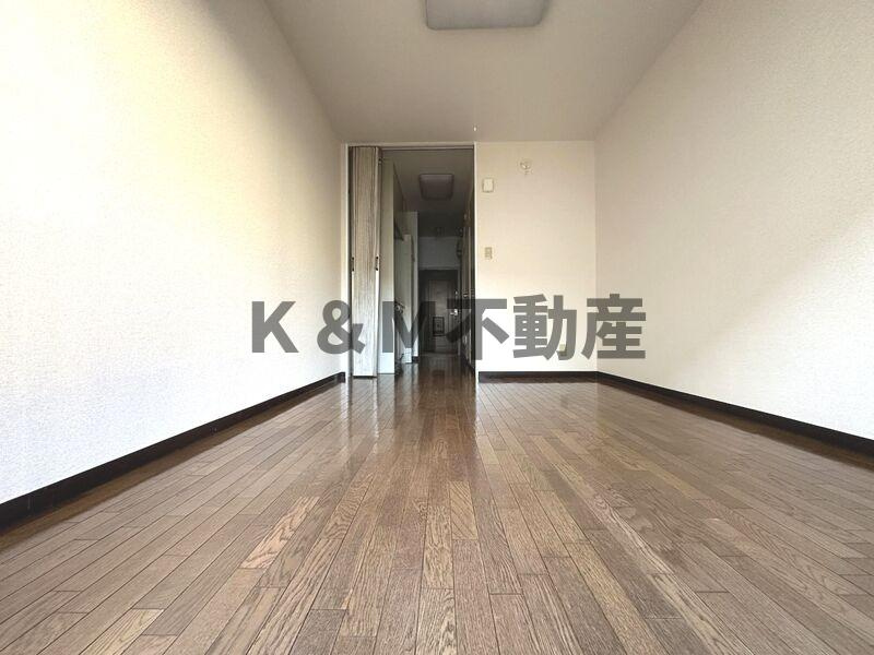 ラフィ－ヌ松ヶ丘の居間・リビング|ゆったり過ごせる居間です