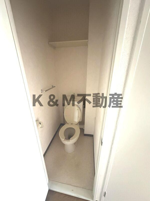 ラフィ－ヌ松ヶ丘のトイレ|ゆったりとした空間のトイレです