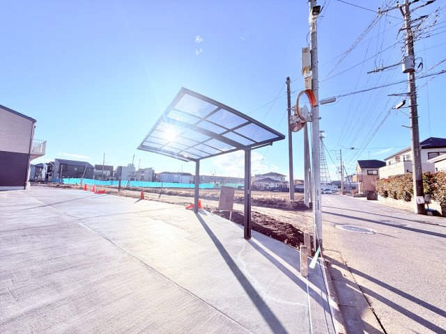 ラパオリーブの駐車場