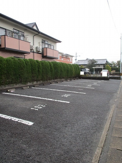 シティハイツ園田の駐車場|駐車場