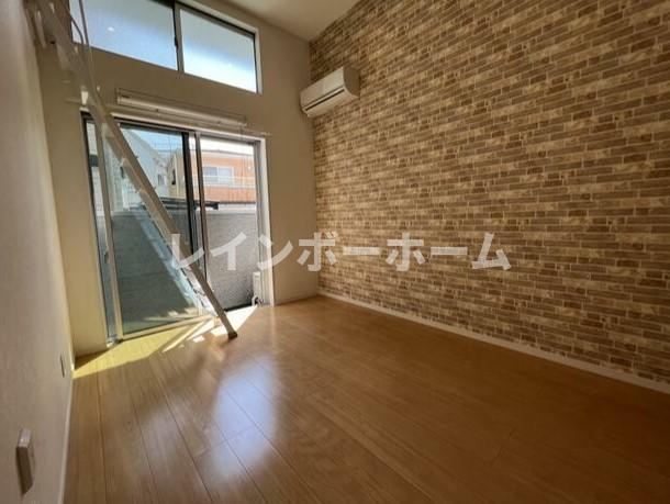 【仲介手数料：50％OFF】対象物件！の居間・リビング|ゆったりとした居間です