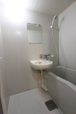 エメラルドノービレⅡの浴室