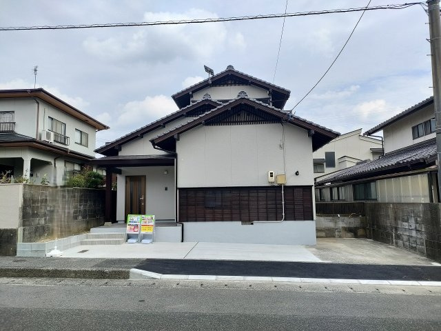 長府安養寺　リフォーム済物件の外観