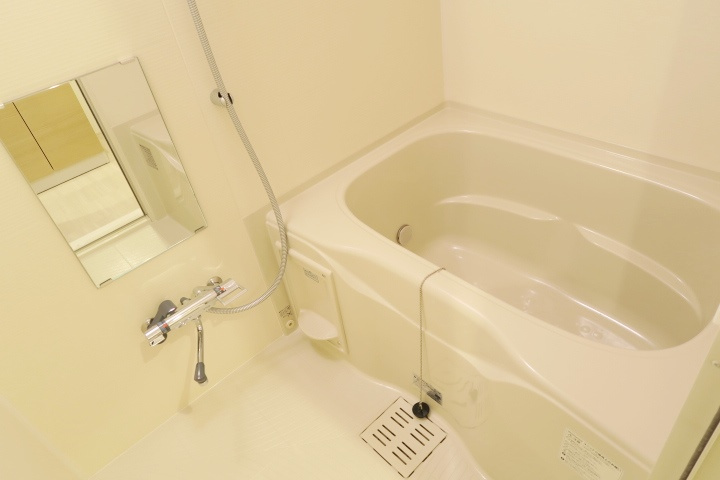 ユリカロゼAZEST川口の浴室|別号室の参考写真です。