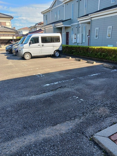 サンシャルマンの駐車場|駐車場