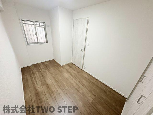 ワコーレグランディール御旅の洋室