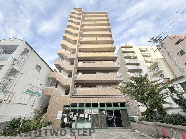 ワコーレグランディール御旅の外観