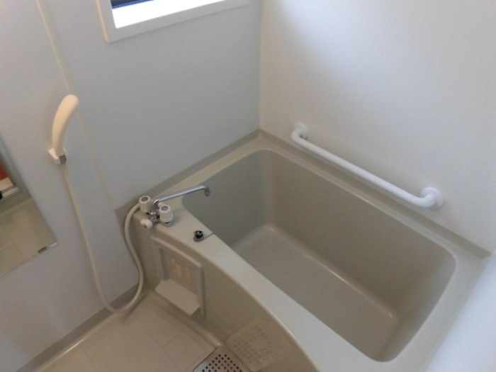 ペイサージュ上津の浴室|きれいなお風呂です