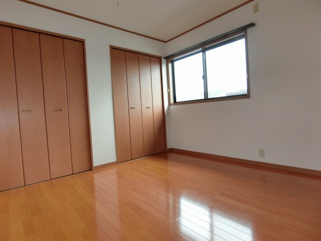 ローテ・ローゼＢ棟の洋室|個人の部屋や寝室として使える洋室です