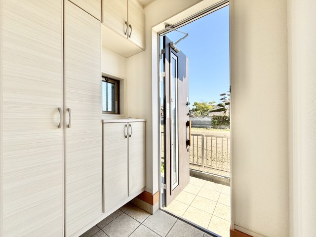 【玄関】の画像