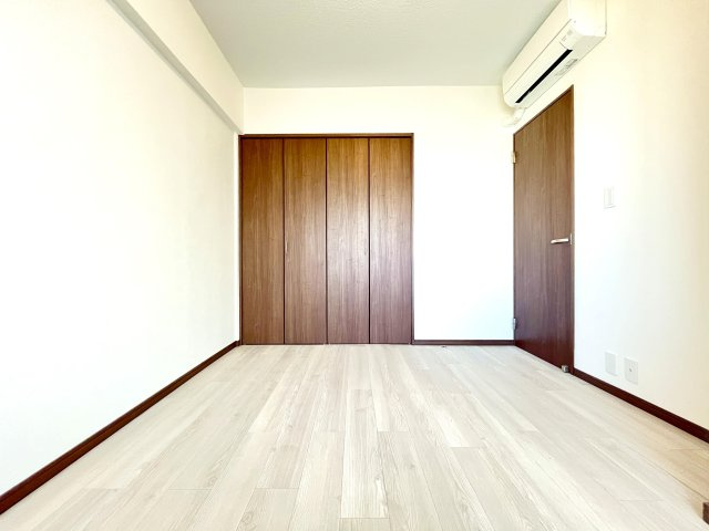 白鳥ハウスの洋室