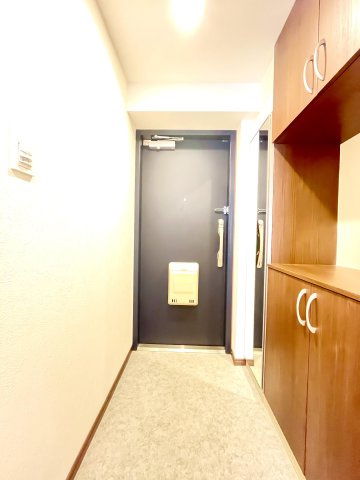 白鳥ハウスの玄関