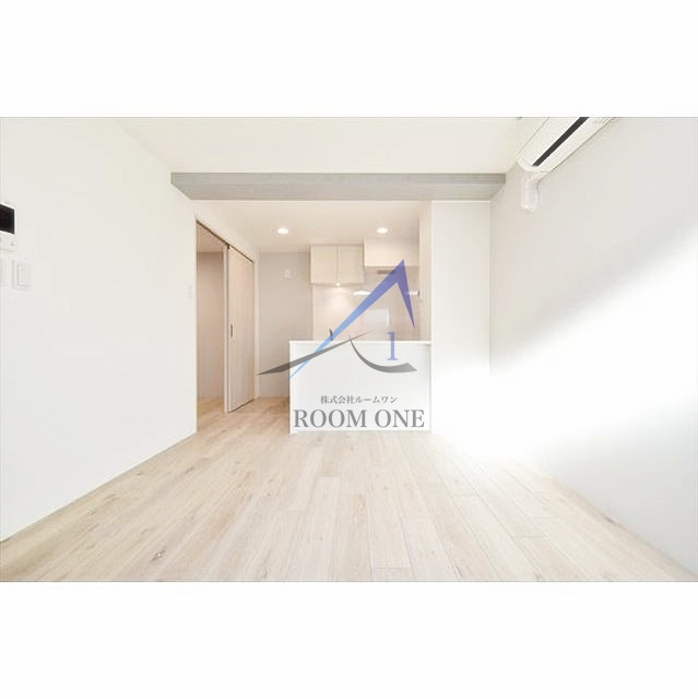 ＣＡＳＡ　ＦＩＯＲＥ　日暮里の居間・リビング|洋室のお部屋です。