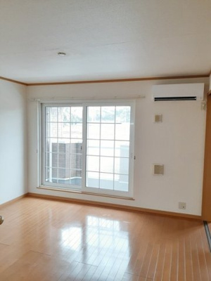 【居間・リビング】 | ルミネス | ゆったり過ごせる居間です