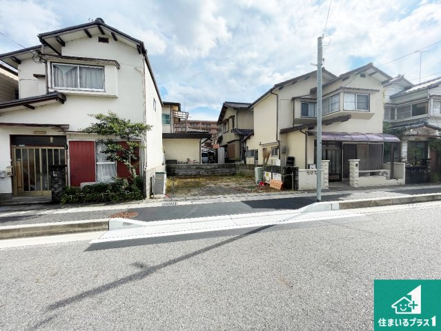 大津市本堅田　第8期　新築一戸建ての外観|周辺は落ち着いた街並みの住宅地！子育てがしやすい住環境です！まだ未完成ですが、現地でしかわからない事もございます。是非一度ご覧ください。