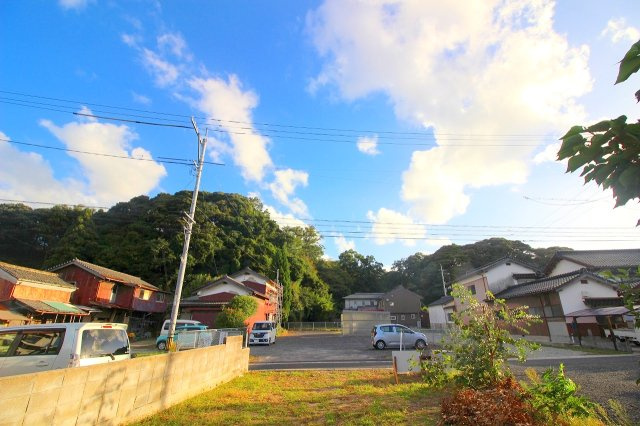 安来町（西御幸）土地の周辺|住宅の立ち並ぶ地域になります。