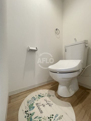 みおつくし岸里IIのトイレ|みおつくし岸里II　温水洗浄便座