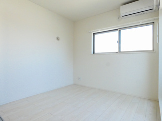 【寝室】 | T.M.Apartment