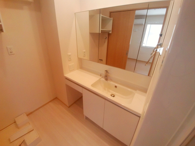 モアレ森南の洗面所