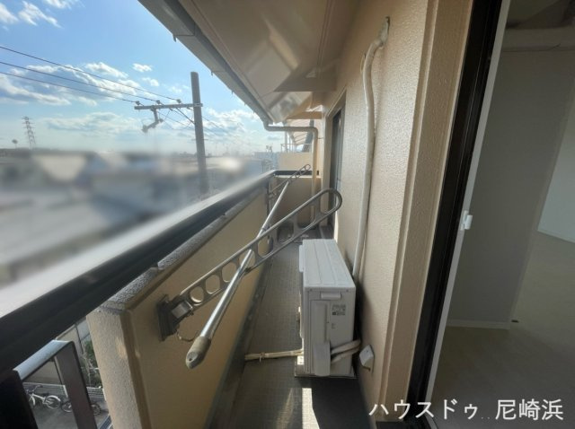 ろうきん尼崎若王寺コーポのバルコニー