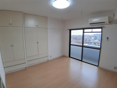 【洋室】 | ジョイフル東野