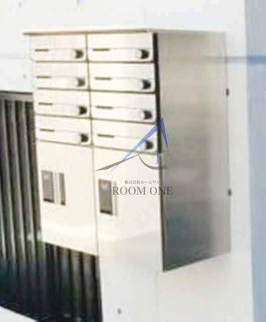 DK池袋のその他共用部分|集合ポスト、宅配ボックスです。