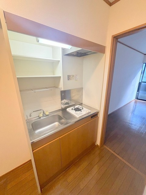 中野区本町２丁目の賃貸マンションのキッチン