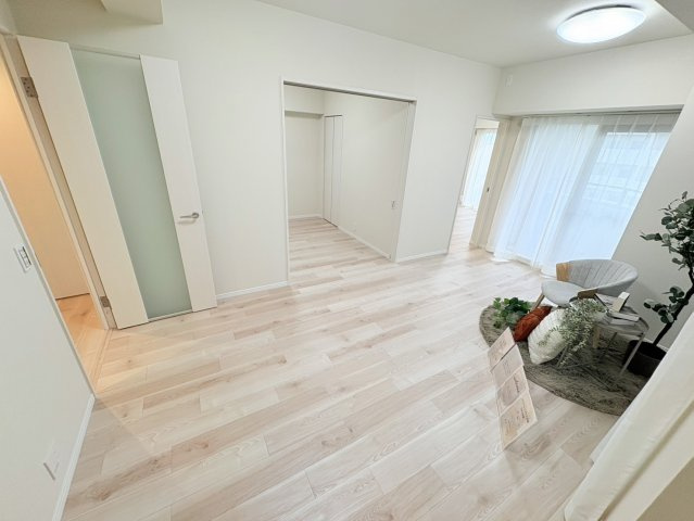 ワコーレレジクス兵庫の居間・リビング