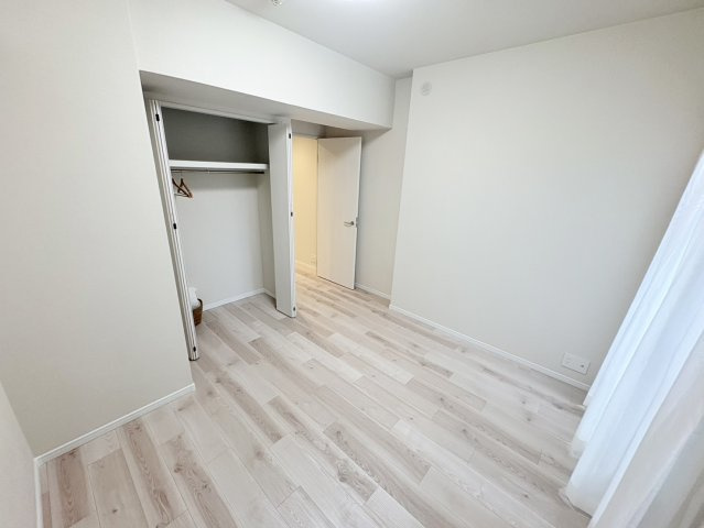 ワコーレレジクス兵庫の洋室