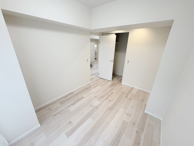 ワコーレレジクス兵庫の洋室