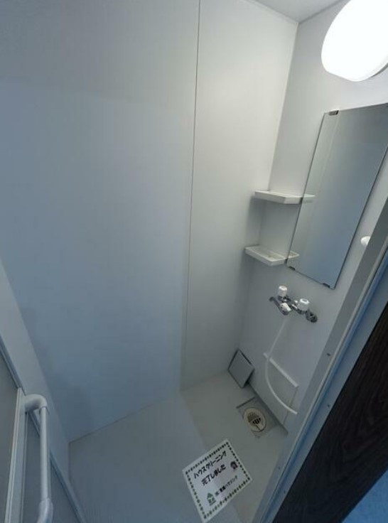 キャビン3の浴室