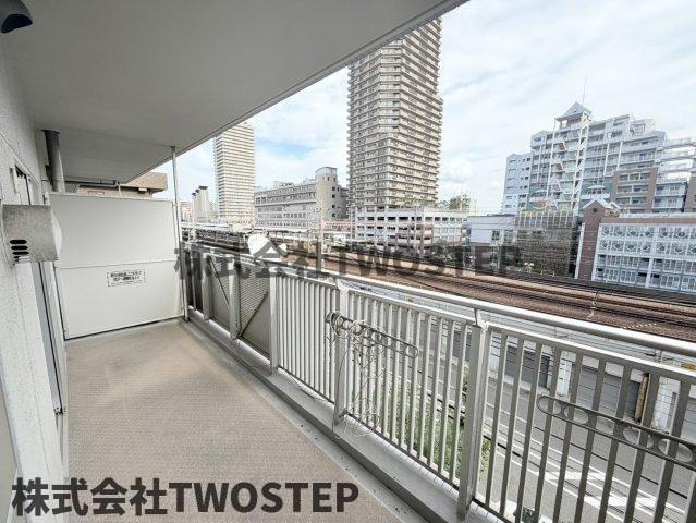 ローレルハイツ神戸1号棟の展望