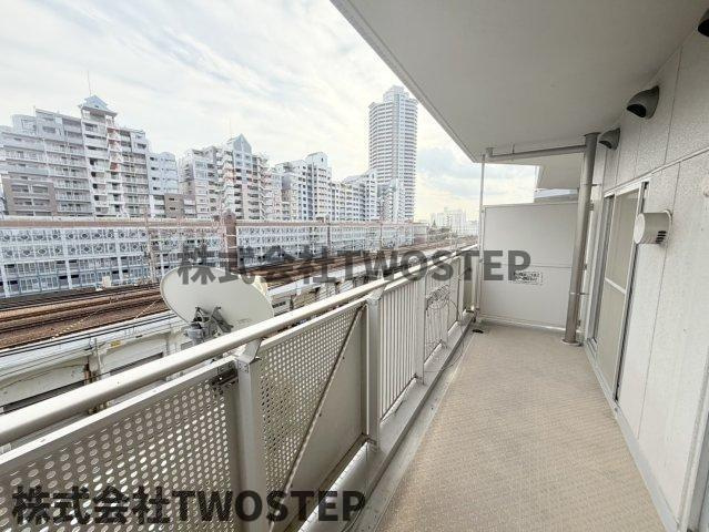 ローレルハイツ神戸1号棟のバルコニー