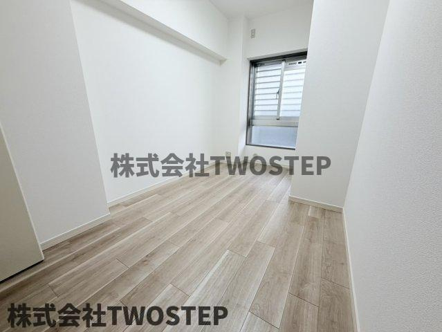 ローレルハイツ神戸1号棟の洋室