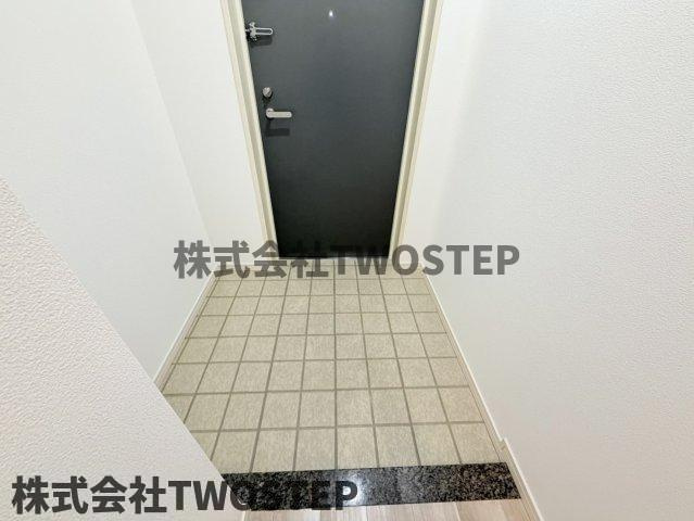 ローレルハイツ神戸1号棟の玄関