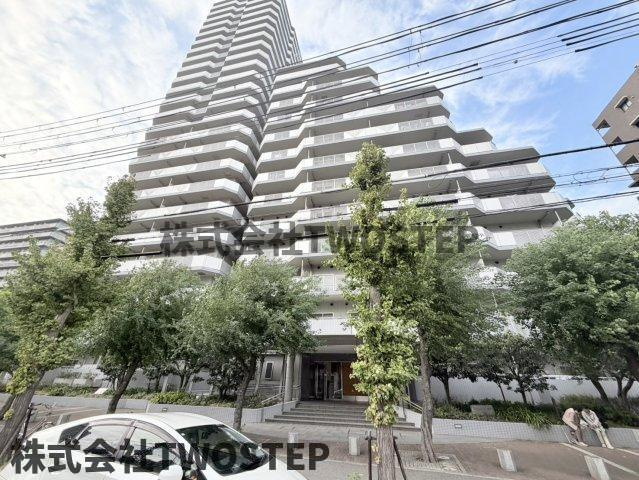 ローレルハイツ神戸1号棟の外観