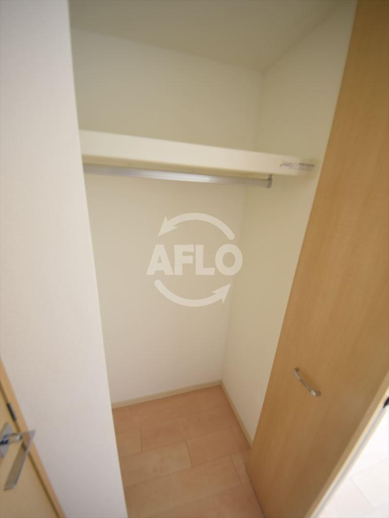 スプランディッド難波Ⅱの収納|スプランディッド難波II　クローゼット