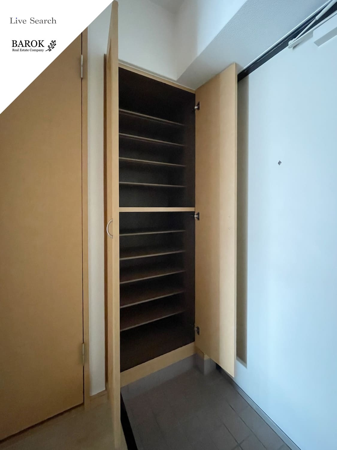 アレグリア城南の玄関