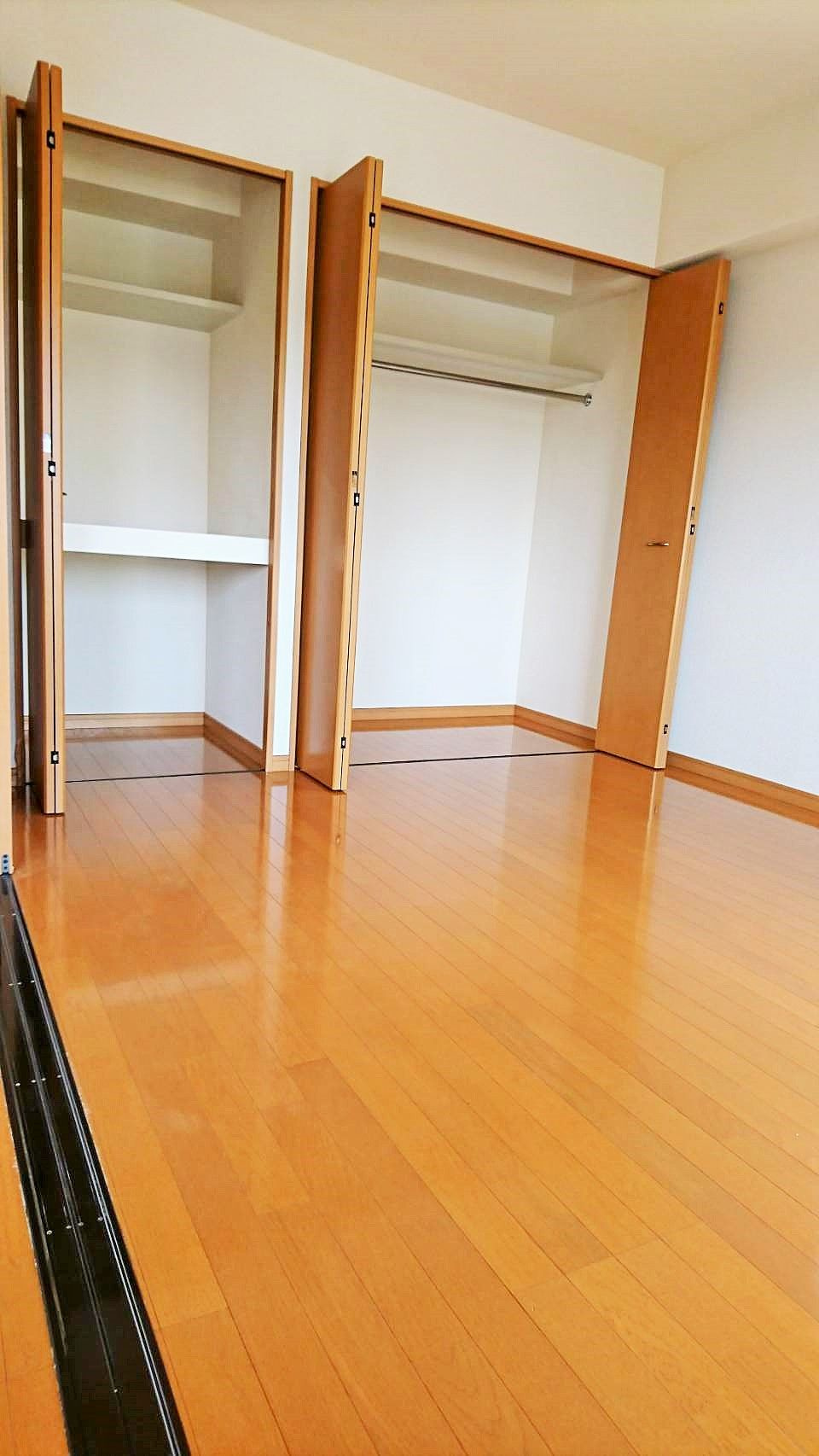 インポート久留米ルビーVの収納|ちょっとした収納スペースも充実しています※同タイプのお部屋になります。