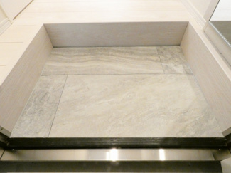 【玄関】 | ALIVIO　UCHIDABASHI